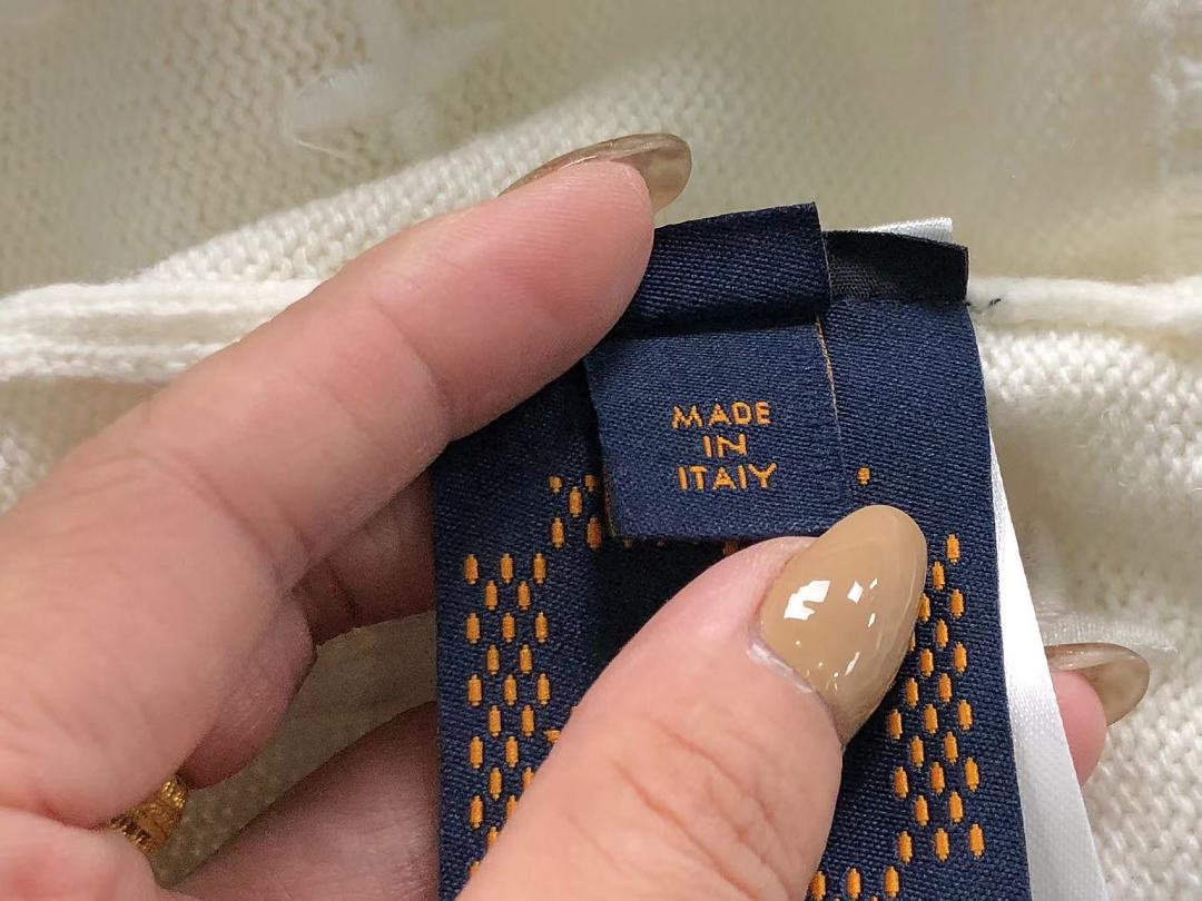 Louis Vuitton 195 L⭐ T-SHIRT FEMAIE - Image 12