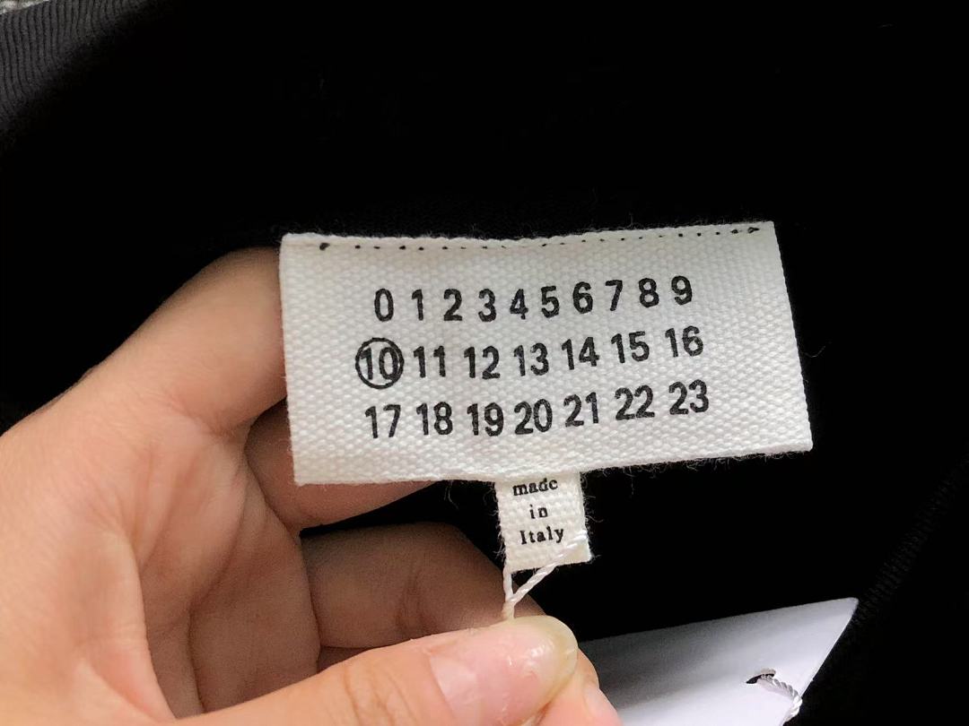 On Running 78 MAISON MARGIELA T-SHIRT 523250886 (Im 170Cm 65Kg I Wear Size 46 In The Phot) - Image 16