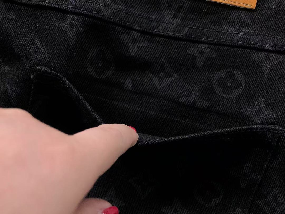 Louis Vuitton 175 L⭐ - Image 8