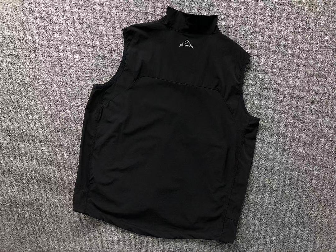 On Running 228 SA⭐O⭐ON VEST 2204220304 (Im 170Cm 60Kg I Wear Size XL In The Phot) - Image 13