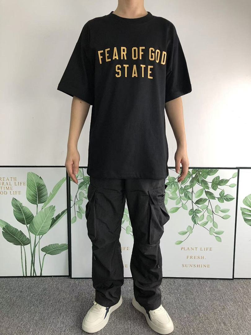 Fear of God 98 FOG T-SHIRT 312100617 (Im 170Cm 57Kg I Wear Size S In The Phot) - Image 4