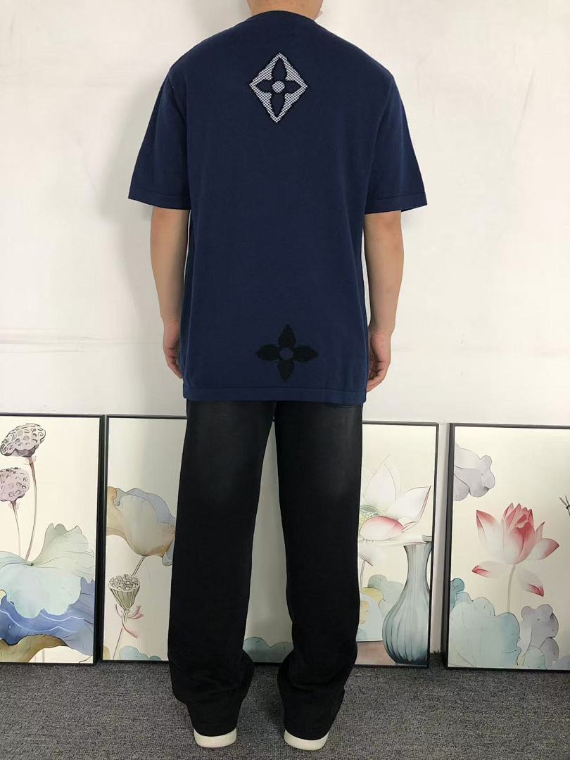 Louis Vuitton 178 L⭐ T-SHIRT SWEATER 2201236521 (Im 170Cm 60Kg I Wear Size S In The Phot) - Image 4