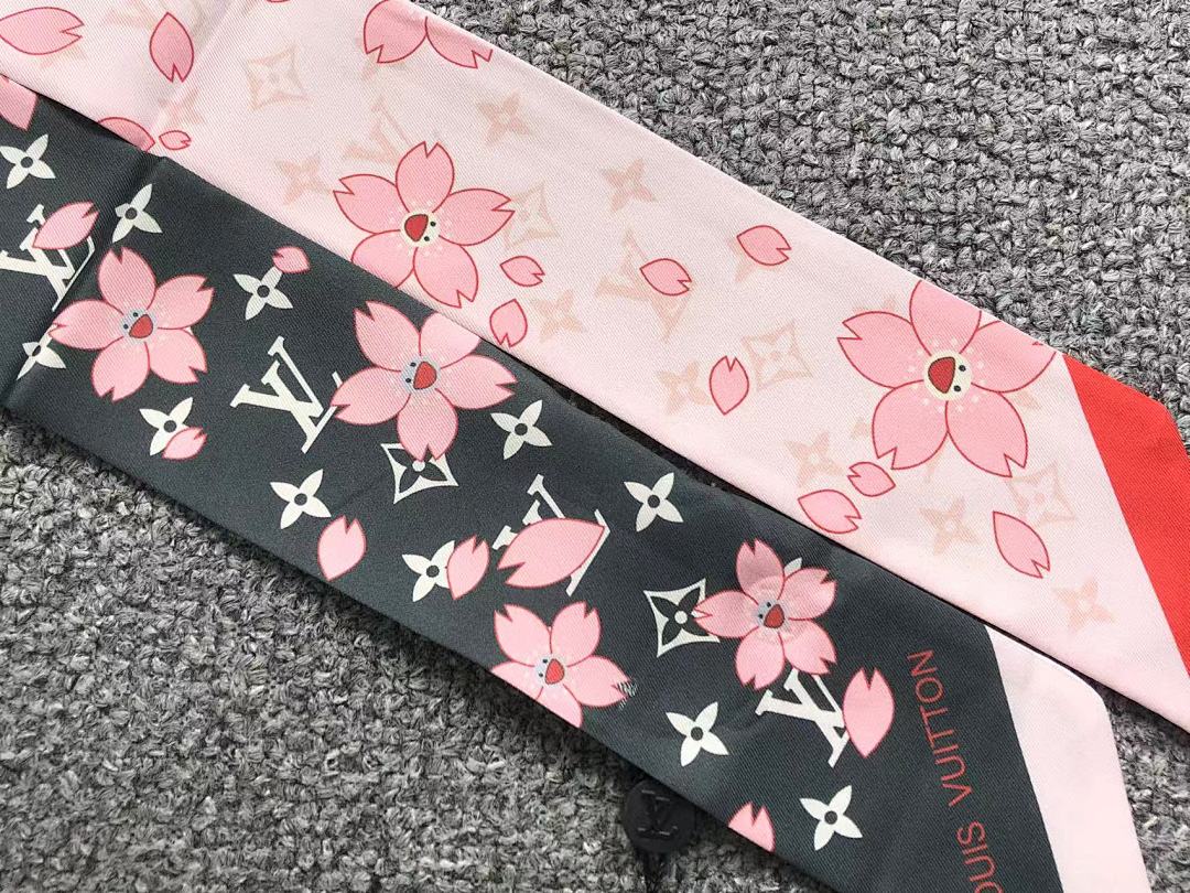 Louis Vuitton 68 L⭐ SCARF 5220713102 (Long 180CM* Wide 6CM*) - Image 8