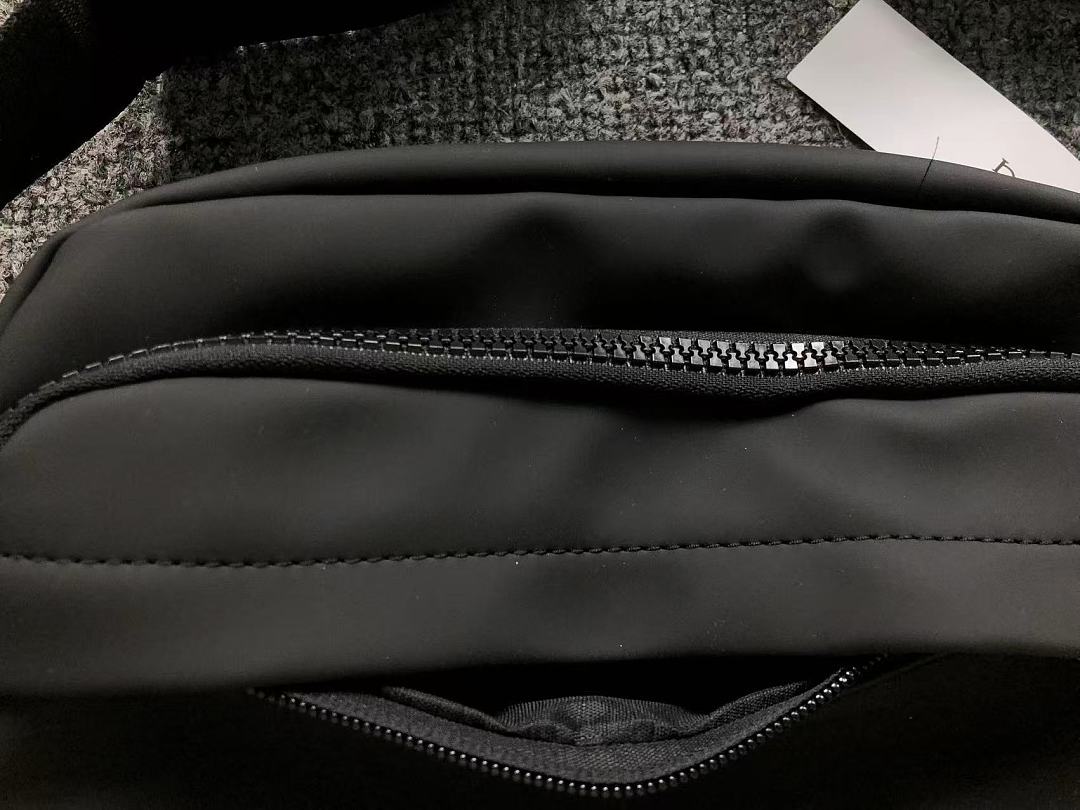 Fear of God 85 FOG BAG 5253006179 (Long 23CM* Wide 10CM* High 17CM) - Image 9
