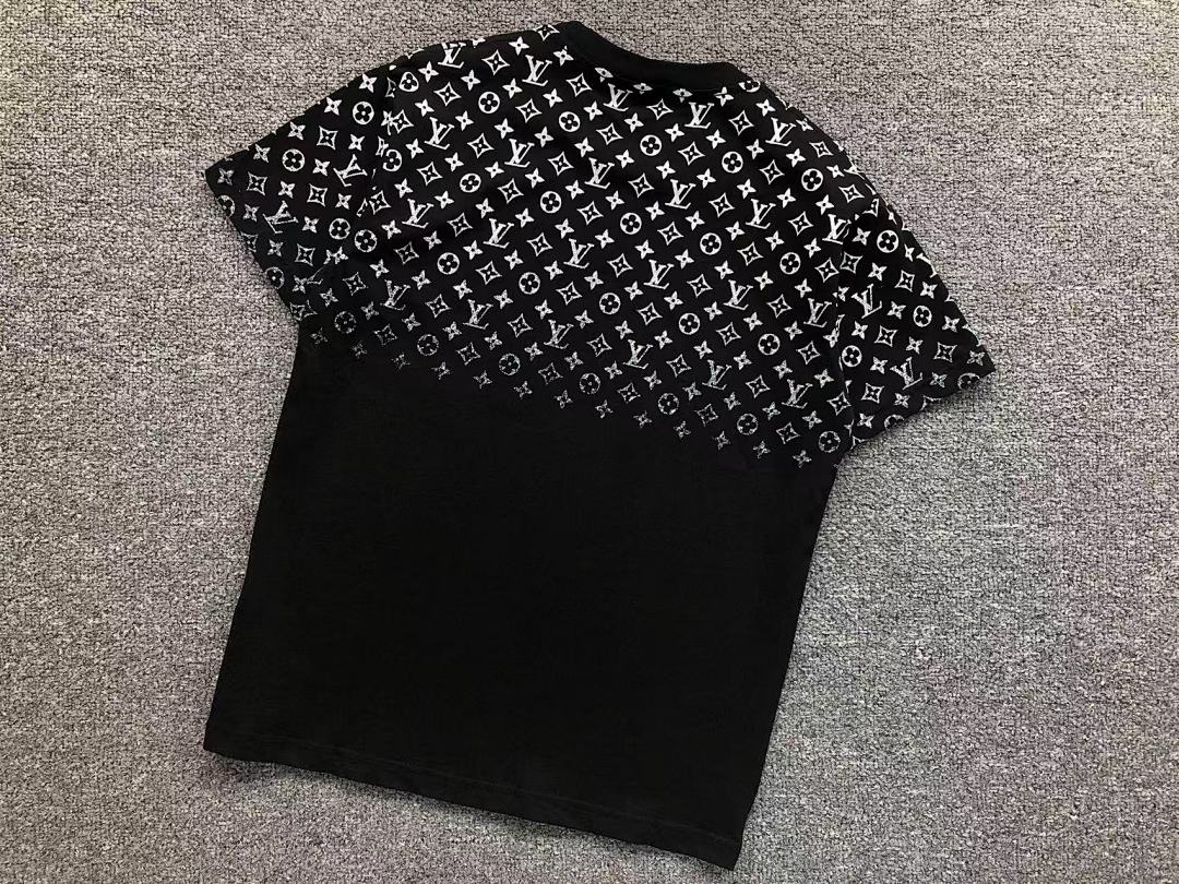 Louis Vuitton 108 L⭐ T-SHIRT 41061312126 (Im 170Cm 60Kg I Wear Size XS In The Phot) - Image 13