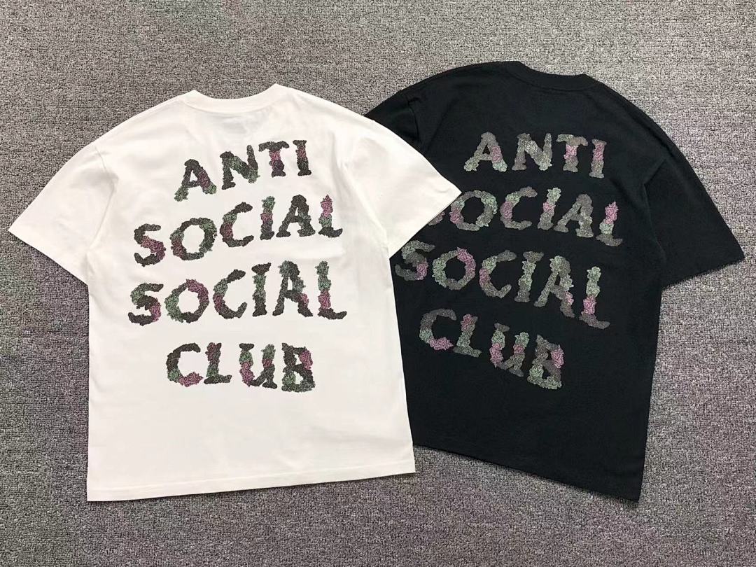 Christian Louboutin 95 ANTI SOCIAL CLUB T-SHIRT - Image 3
