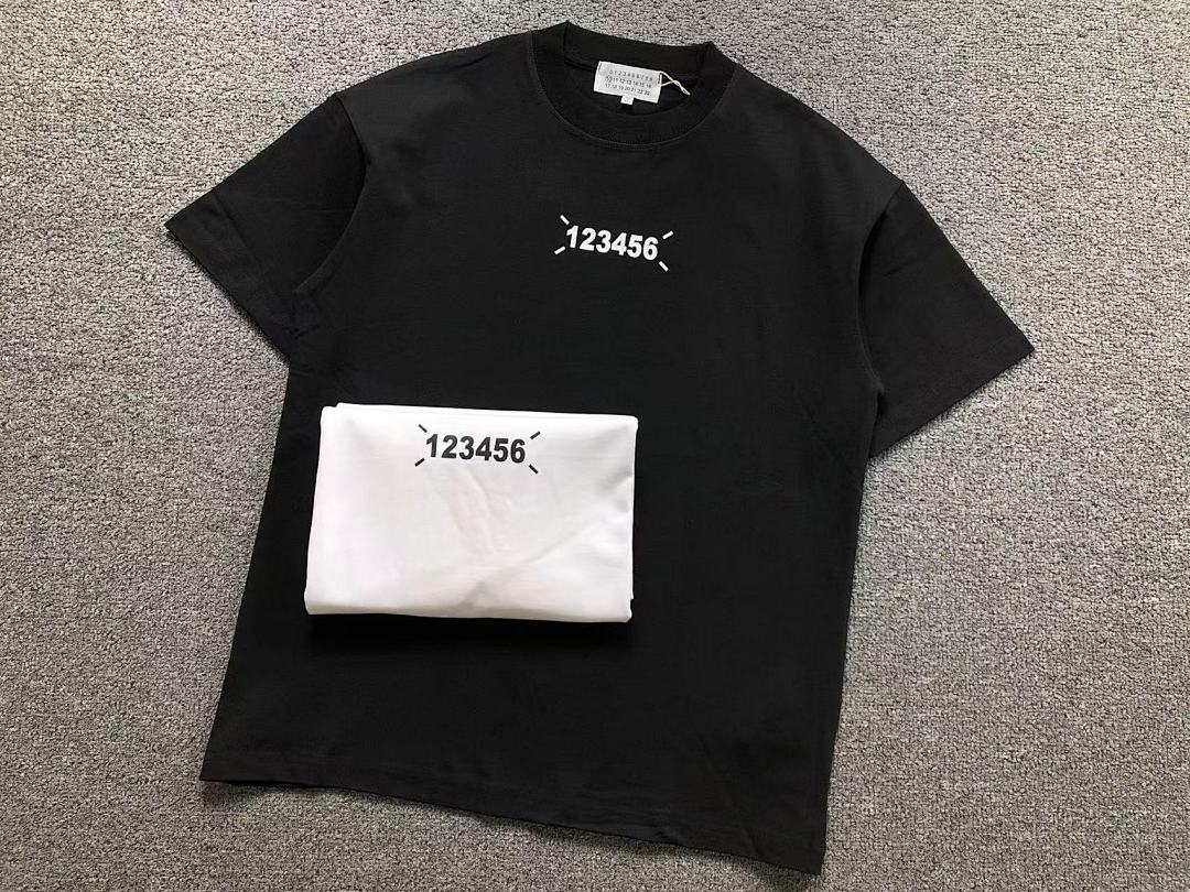 On Running 85 MAISON MARGIELA T-SHIRT 5231248162 (Im 170Cm 60Kg I Wear Size 44 In The Phot) - Image 16