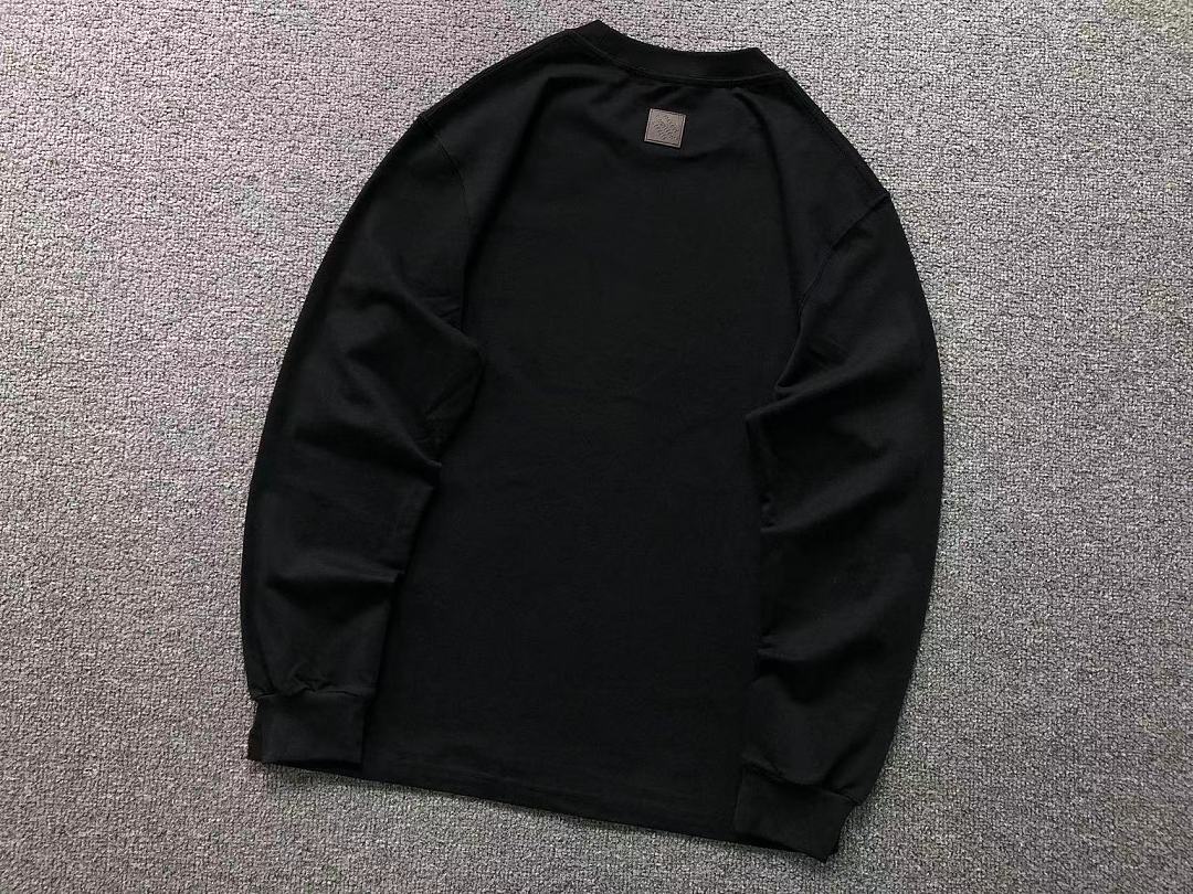Louis Vuitton 139 L⭐ LONG SLEEVED 3207240621 (Im 170Cm 60Kg I Wear Size M In The Phot) - Image 13