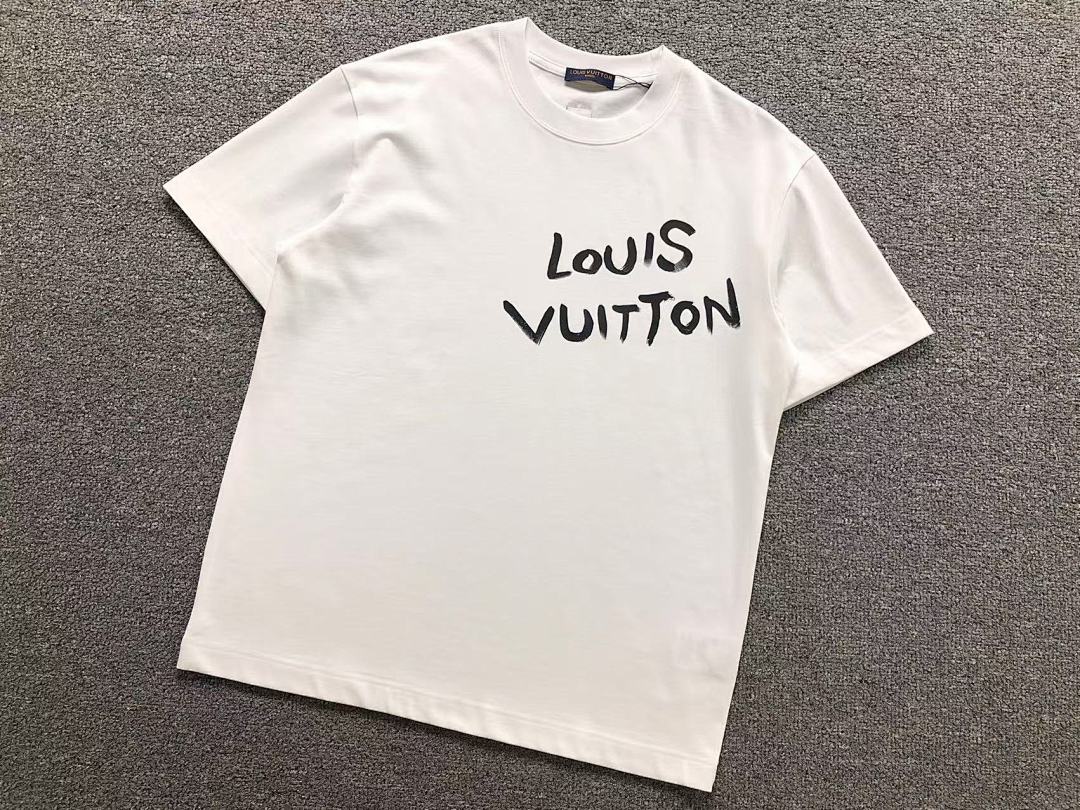 Louis Vuitton 115 L⭐ T-SHIRT 5240110147 (Im 170Cm 60Kg I Wear Size M In The Phot) - Image 10