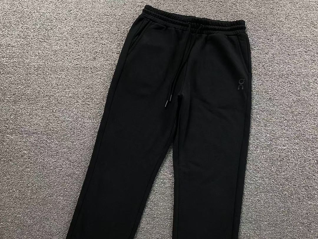 On Running 145 ON TROUSERS 2206151204 (Im 170Cm 60Kg I Wear Size L In The Phot) - Image 13
