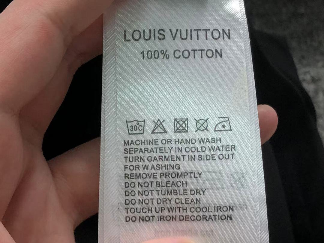 Louis Vuitton 118 L⭐ T-SHIRT 3112031921 (Im 170Cm 60Kg I Wear Size M In The Phot) - Image 20