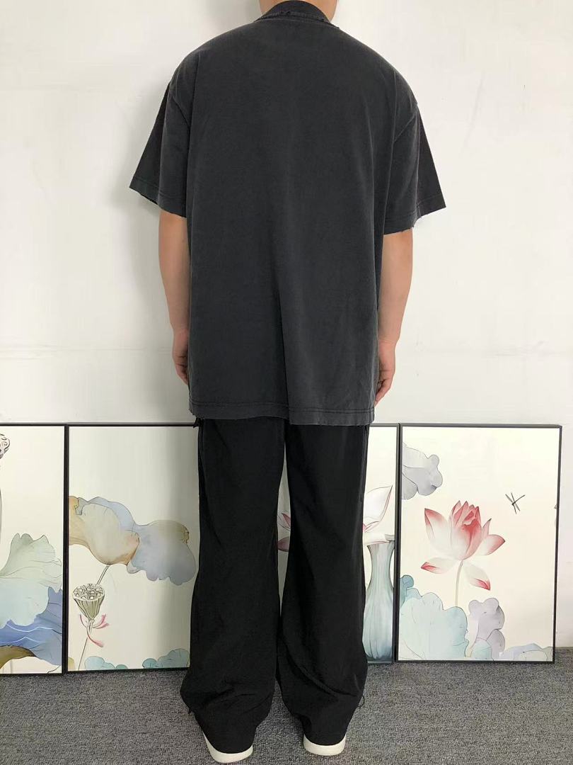 Balenciaga 118 B⭐L⭐⭐⭐IA⭐A T-SHIRT 42013113133 (Im 170Cm 60Kg I Wear Size 2XL In The Phot) - Image 4