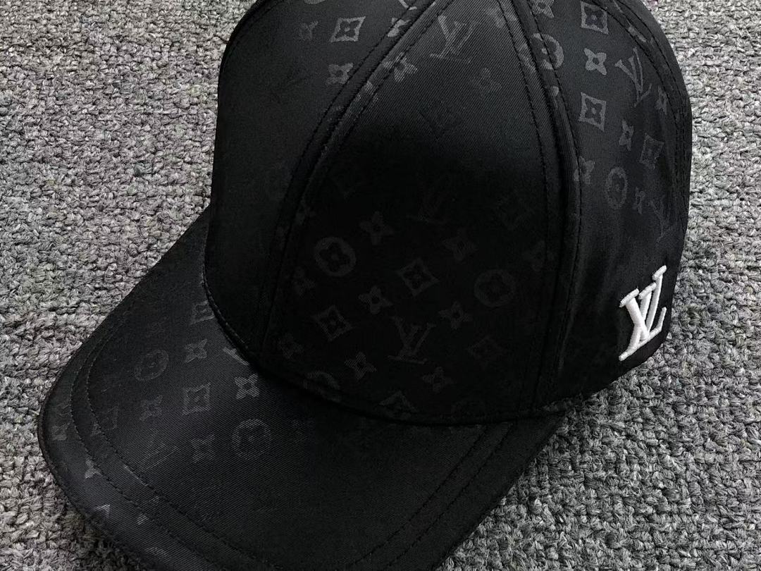 Louis Vuitton 68 L⭐ - Image 6