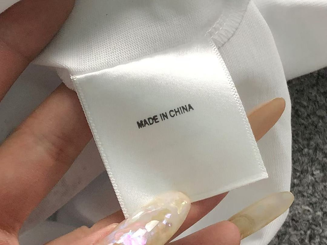 Chanel 105 ENFANTS RICHES DEPRIMES LONG SLEEVED 5260854162 (Im 170Cm 60Kg I Wear Size M In The Phot) - Image 24