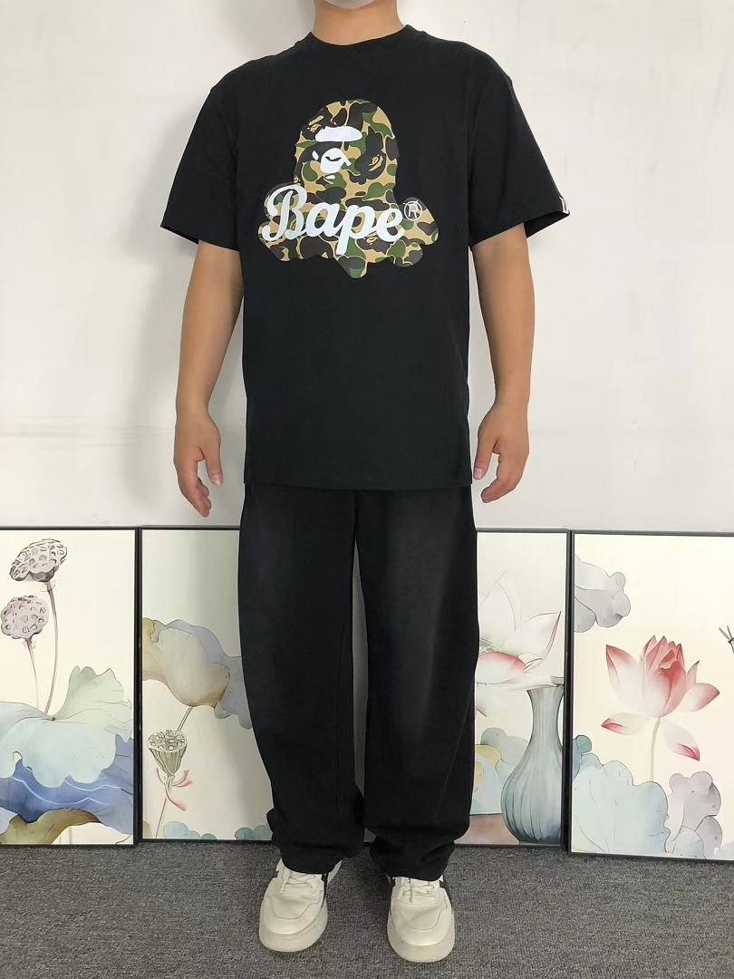 Bape 82 BAPE T-SHIRT 52070607164 (Im 170Cm 60Kg I Wear Size M In The Phot) - Image 3