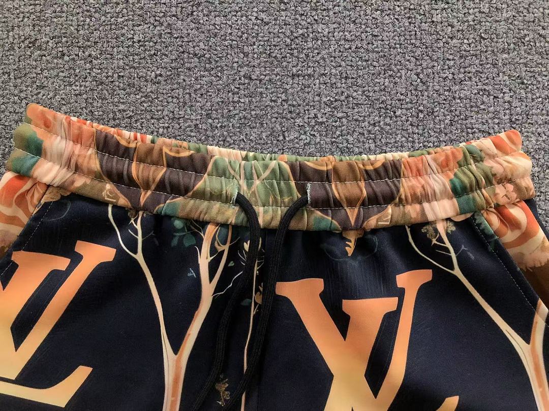 Louis Vuitton SHORTS175 L⭐ T-SHIRT SHORTS 22050511125 (Im 170Cm 60Kg I Wear Size S In The Phot) - Image 29