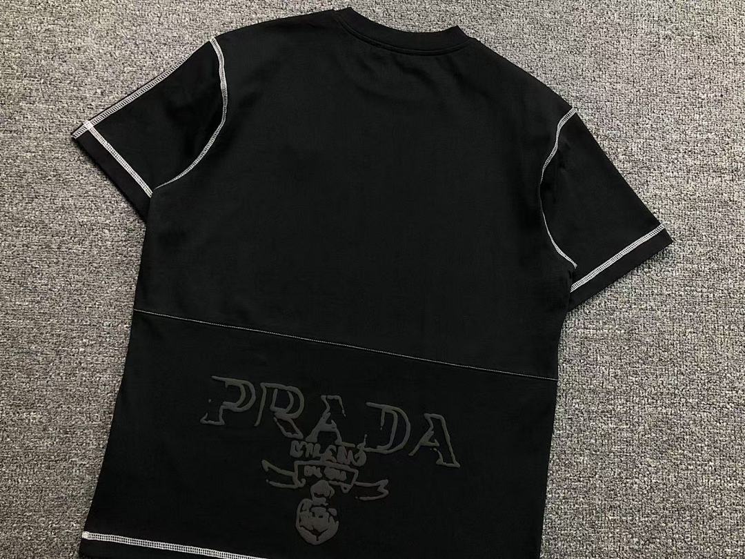 Prada 126 P⭐A⭐A T-SHIRT 213052221 (Im 170Cm 55Kg I Wear Size XS In The Phot) - Image 9