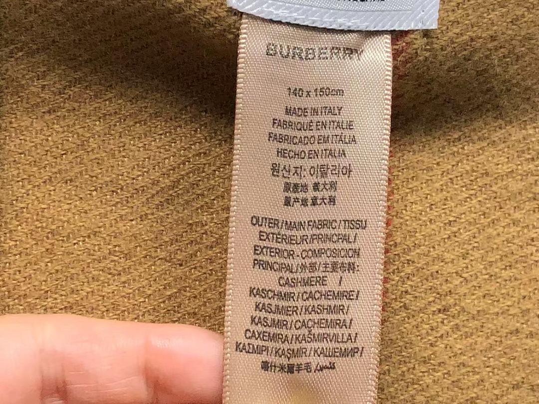Burberry 135 B⭐R⭐E⭐RY SHAWL 510240876 (Long 154CM* Wide 135CM) - Image 12