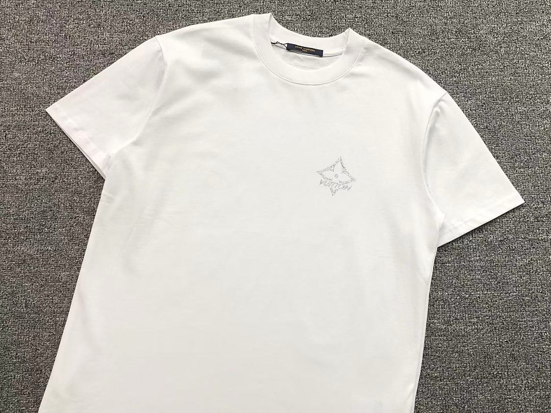Louis Vuitton 128 L⭐ T-SHIRT 3204223721 (Im 170Cm 60Kg I Wear Size M In The Phot) - Image 9