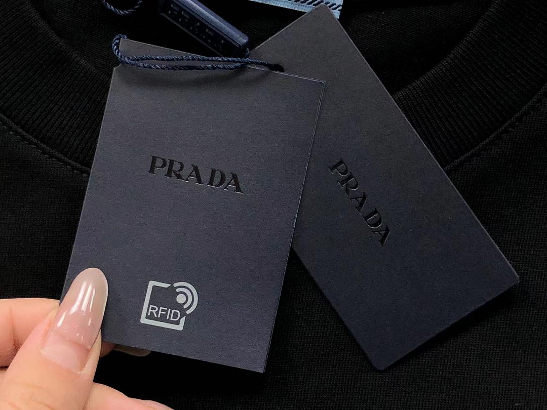 Prada 128 P⭐A⭐A T-SHIRT 211171321 (Im 170Cm 57Kg I Wear Size M In The Phot) - Image 17