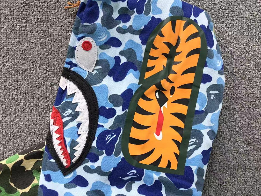 Bape 215 BAPE HOODIE 3203210617 (Im 170Cm 60Kg I Wear Size M In The Phot) - Image 11