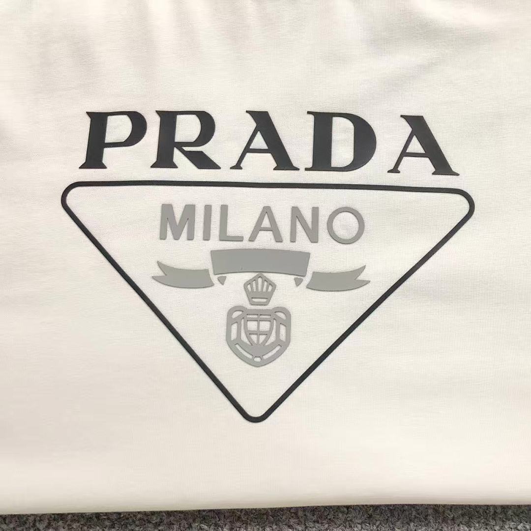 Prada 118 P⭐A⭐A T-SHIRT 5232416147 (Im 170Cm 60Kg I Wear Size M In The Phot) - Image 9