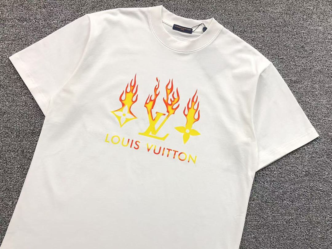 Louis Vuitton 108 L⭐T-SHIRT 41081902133 (Im 170Cm 60Kg I Wear Size XL In The Phot) - Image 9