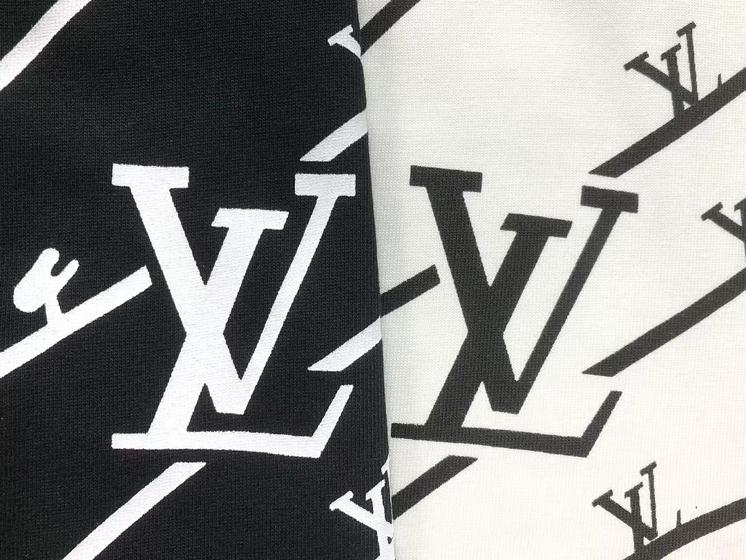 Louis Vuitton SHORTS 158 L⭐ T-SHIRT 2208020615 (Im 170Cm 60Kg I Wear Size S In The Phot) - Image 13