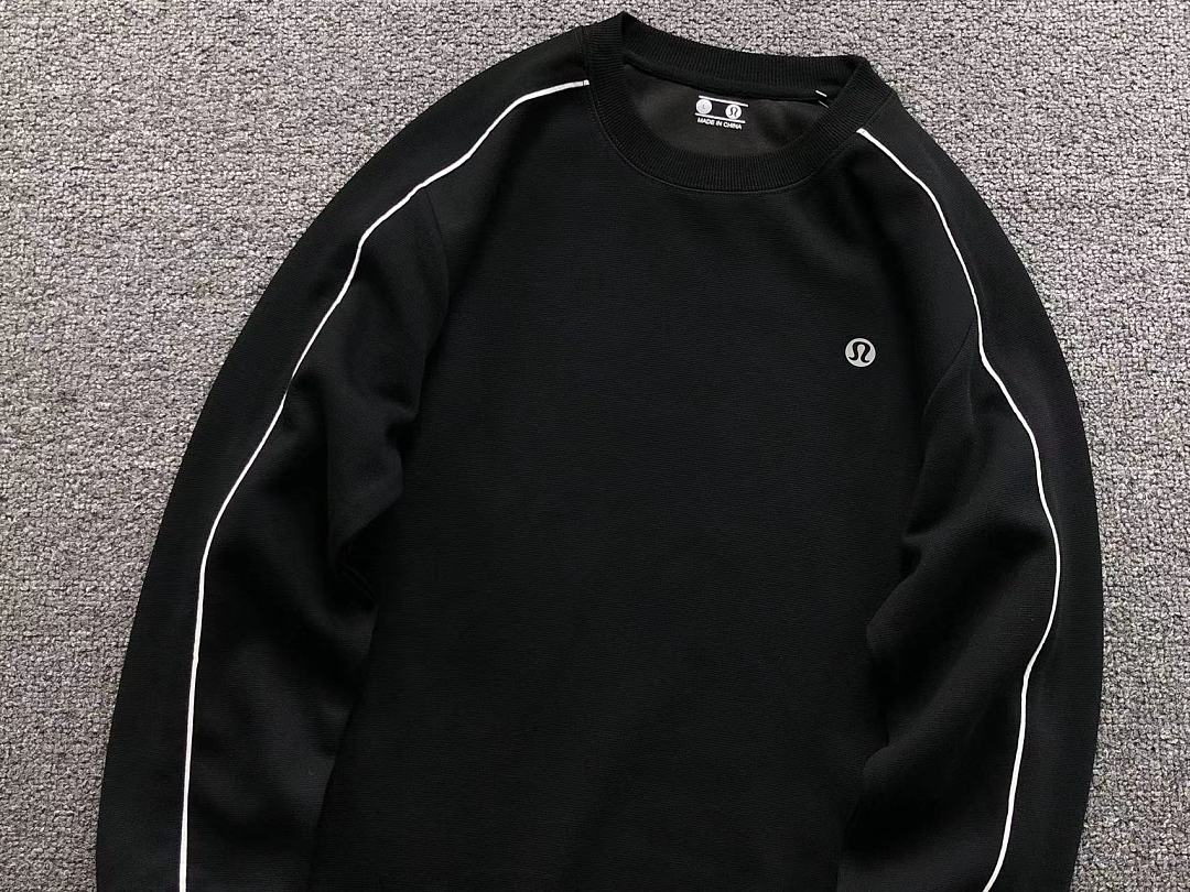 On Running 158 LULULEMON HOODIE 2207010404 (Im 170Cm 60Kg I Wear Size L In The Phot) - Image 13