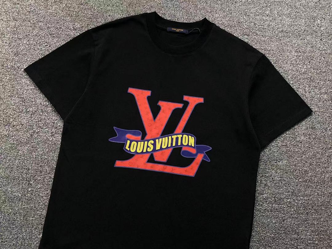 Louis Vuitton 128 L⭐ T-SHIRT 3203051021 (Im 170Cm 60Kg I Wear Size M In The Phot) - Image 12