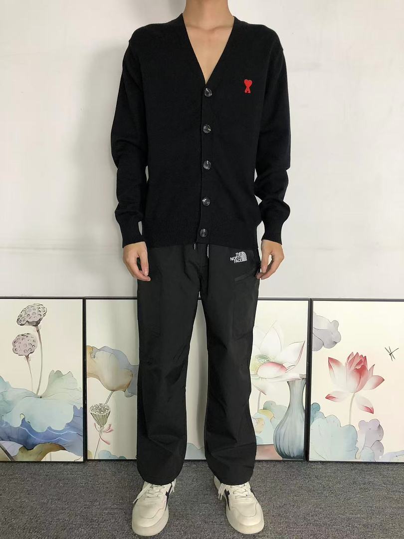 AMI 125 AMI SWEATER 1282631183 (Im 170Cm 60Kg I Wear Size S In The Phot) - Image 3
