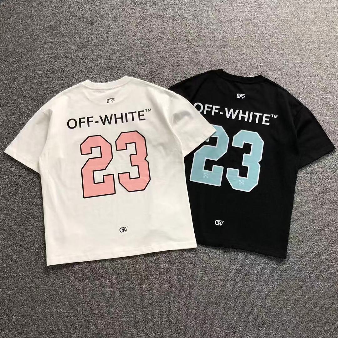 Off-White 105 OFF-WHITE T-SHIRT 5207030119 (Im 170Cm 60Kg I Wear Size M In The Phot)
