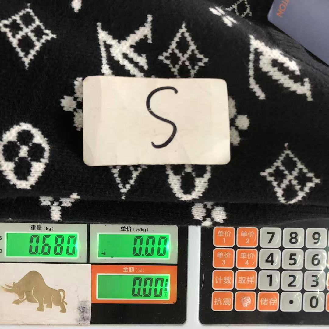 Louis Vuitton 208 L⭐ SWEATER 42030212156 (Im 172Cm 55Kg I Wear Size S In The Phot) - Image 23
