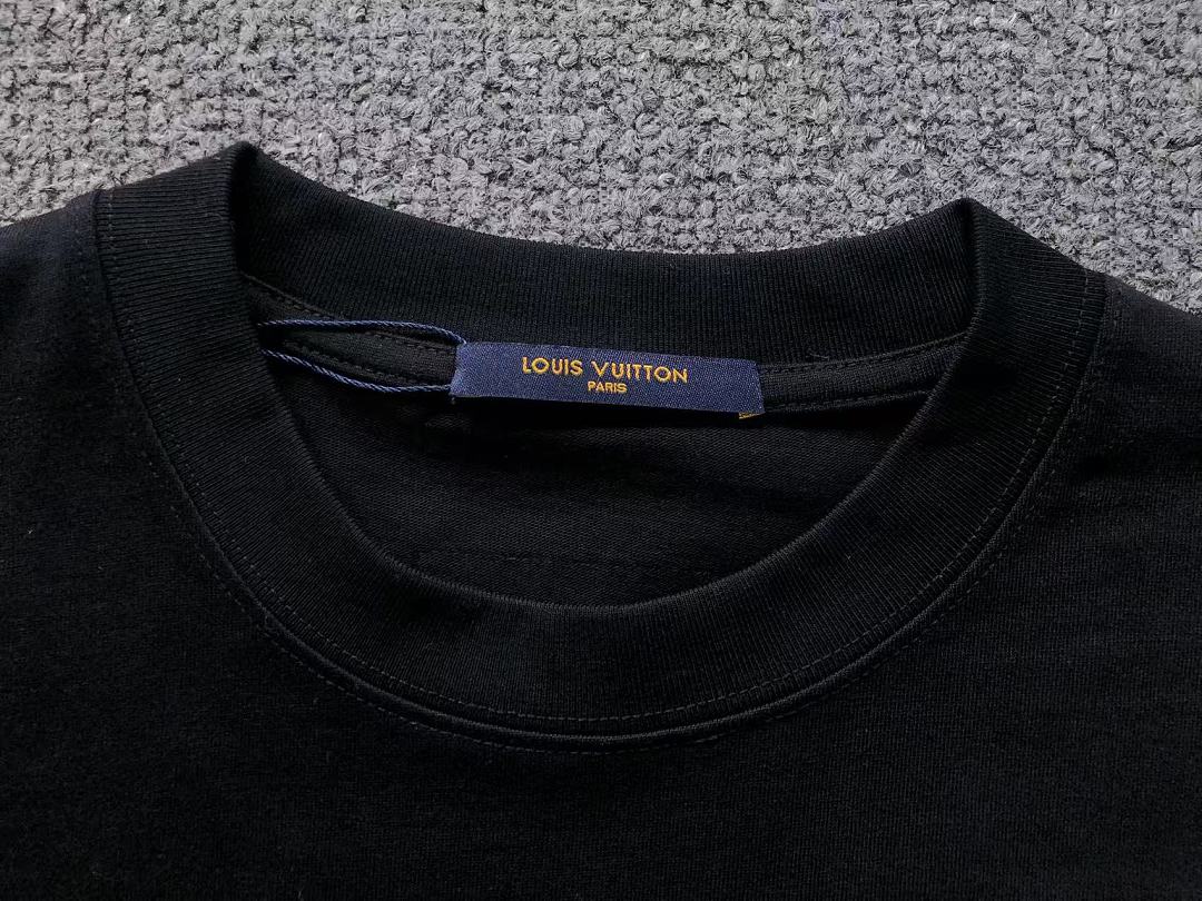 Louis Vuitton 125 L⭐ T-SHIRT 126270560 (Im 170Cm 60Kg I Wear Size XL In The Phot) - Image 17