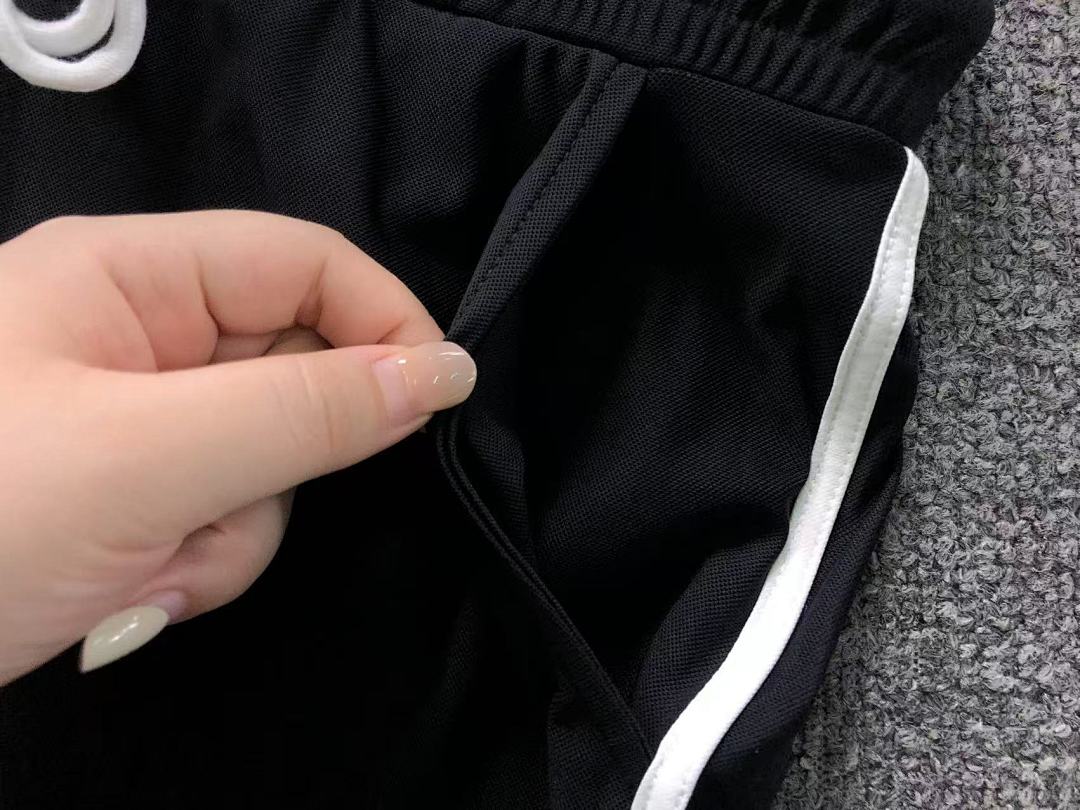 Unbranded 128 LULULEMON SHORTS FEMAIE - Image 16