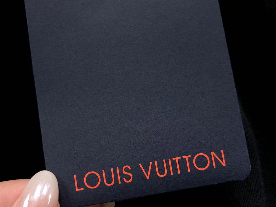 Louis Vuitton SHORTS 158 L⭐ T-SHIRT 2208020515 (Im 170Cm 60Kg I Wear Size S In The Phot) - Image 40