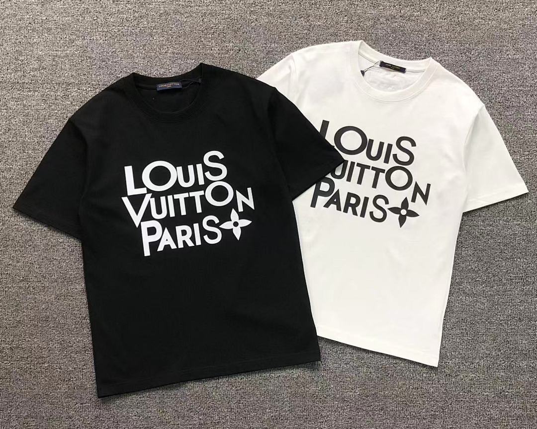 Louis Vuitton 158 L⭐ T-SHIRT 22040364001 (Im 170Cm 60Kg I Wear Size XS In The Phot) - Image 5