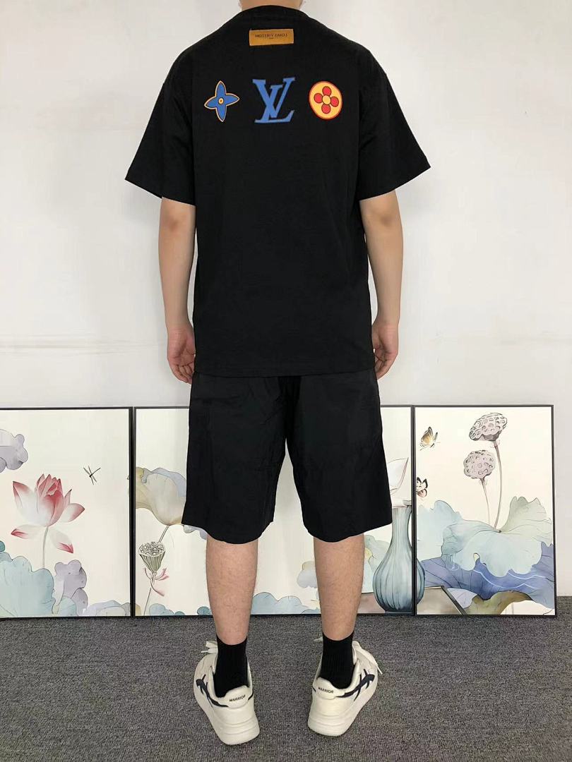 Louis Vuitton 115 L⭐ T-SHIRT 41062612126 (Im 170Cm 60Kg I Wear Size XS In The Phot) - Image 4