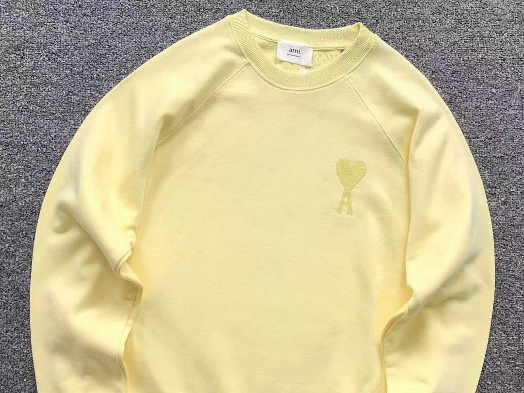 AMI 125 AMI HOODIE 3201080417 (Im 170Cm 60Kg I Wear Size M In The Phot) - Image 11