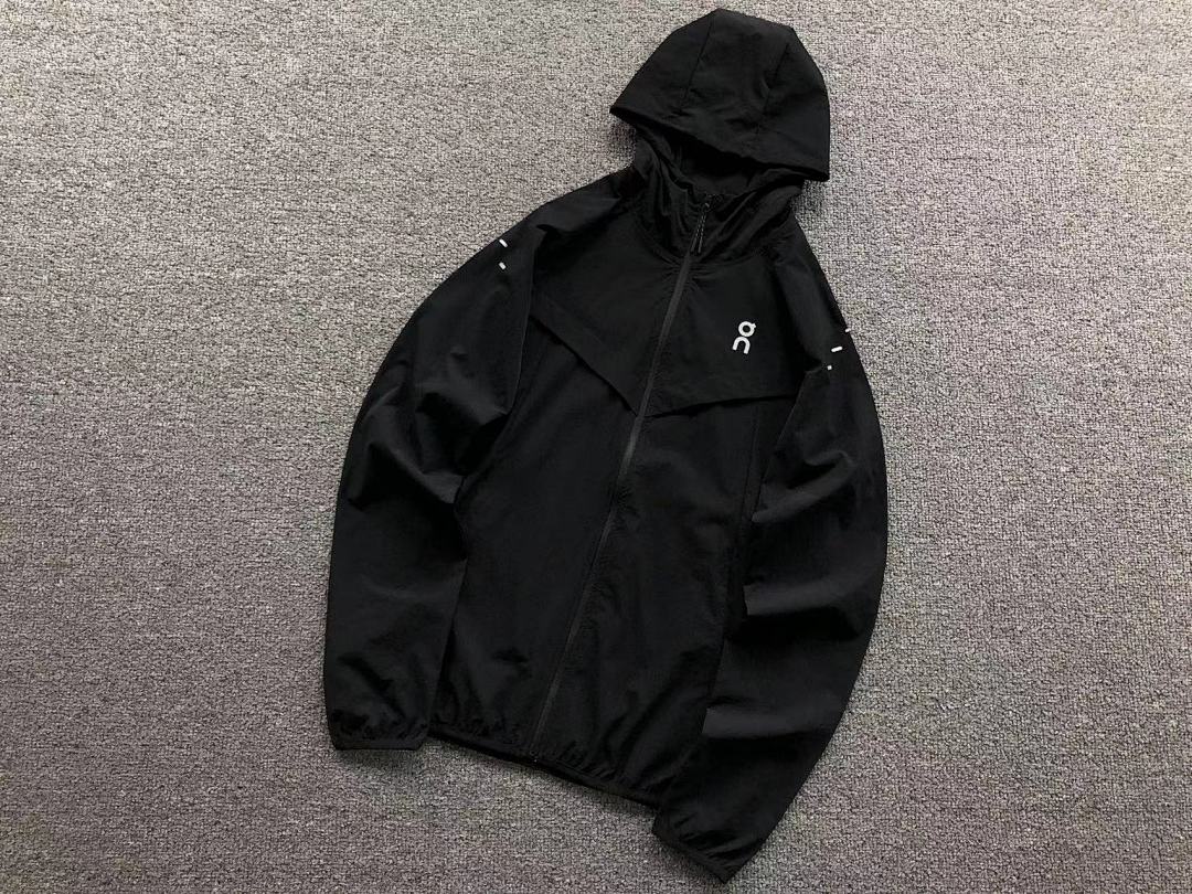 On Running 218 ON JACKET - Image 7