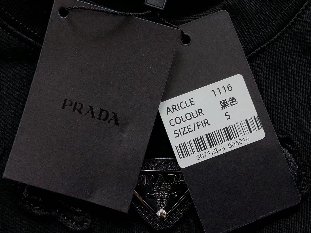 Prada 125 P⭐A⭐A T-SHIRT 2208021715 (Im 170Cm 60Kg I Wear Size S In The Phot) - Image 19
