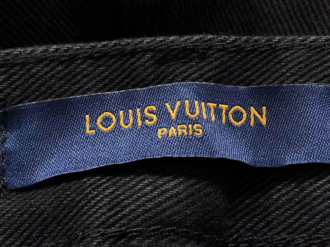Louis Vuitton 195 L⭐ - Image 25