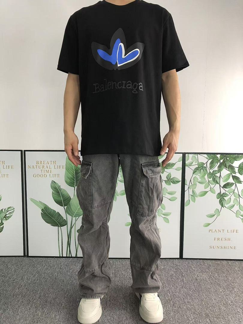 Balenciaga 118 B⭐L⭐⭐⭐IA⭐A T-SHIRT 41206001 (Im 170Cm 55Kg I Wear Size L In The Phot) - Image 3