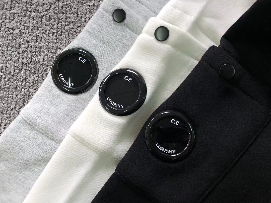 C.P. Company 215 CP HOODIE 22082821172 (Im 170Cm 60Kg I Wear Size M In The Phot) - Image 14