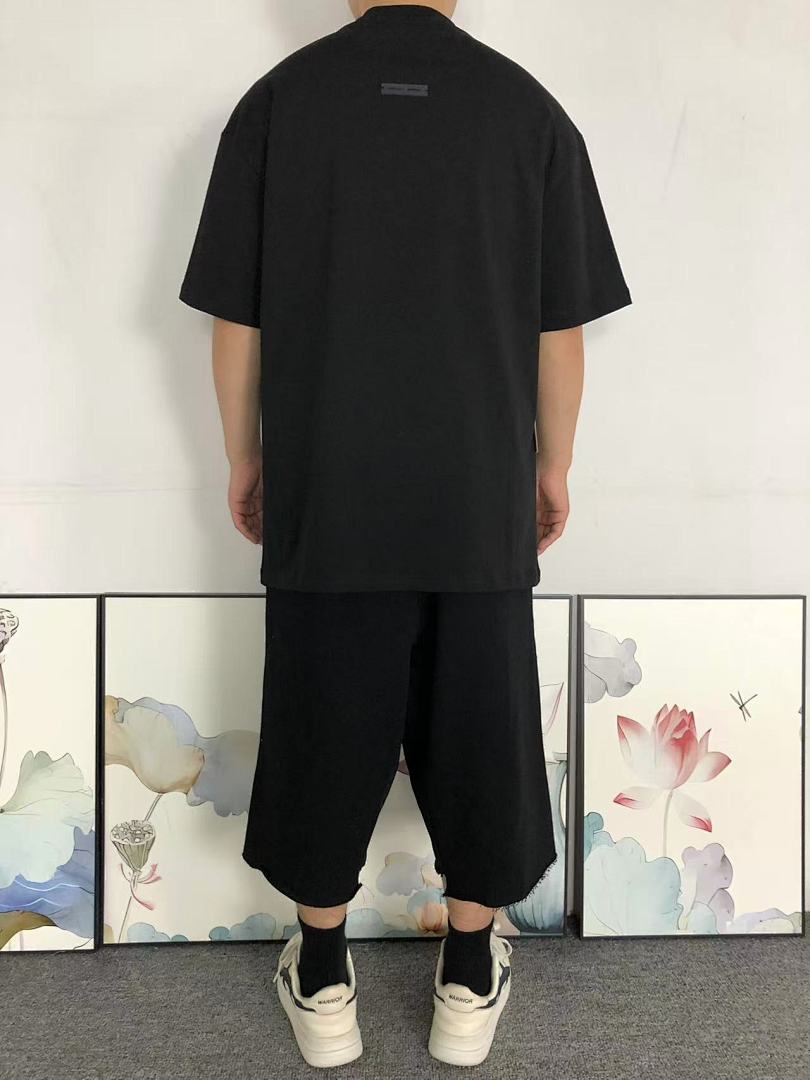 Fear of God 78 FOG T-SHIRT 5122309117 (Im 170Cm 60Kg I Wear Size M In The Phot) - Image 4