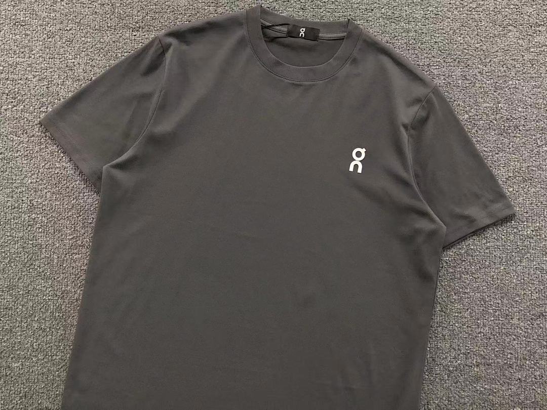 On Running 78 ON T-SHIRT 3111050603 (Im 170Cm 60Kg I Wear Size L In The Phot) - Image 24