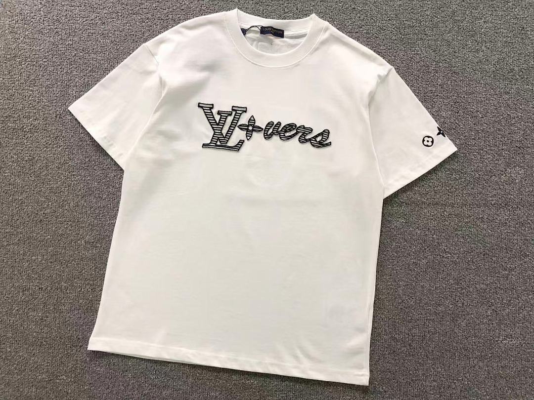 Louis Vuitton 118 L⭐ T-SHIRT 124709104 (Im 170Cm 60Kg I Wear Size S In The Phot) - Image 7