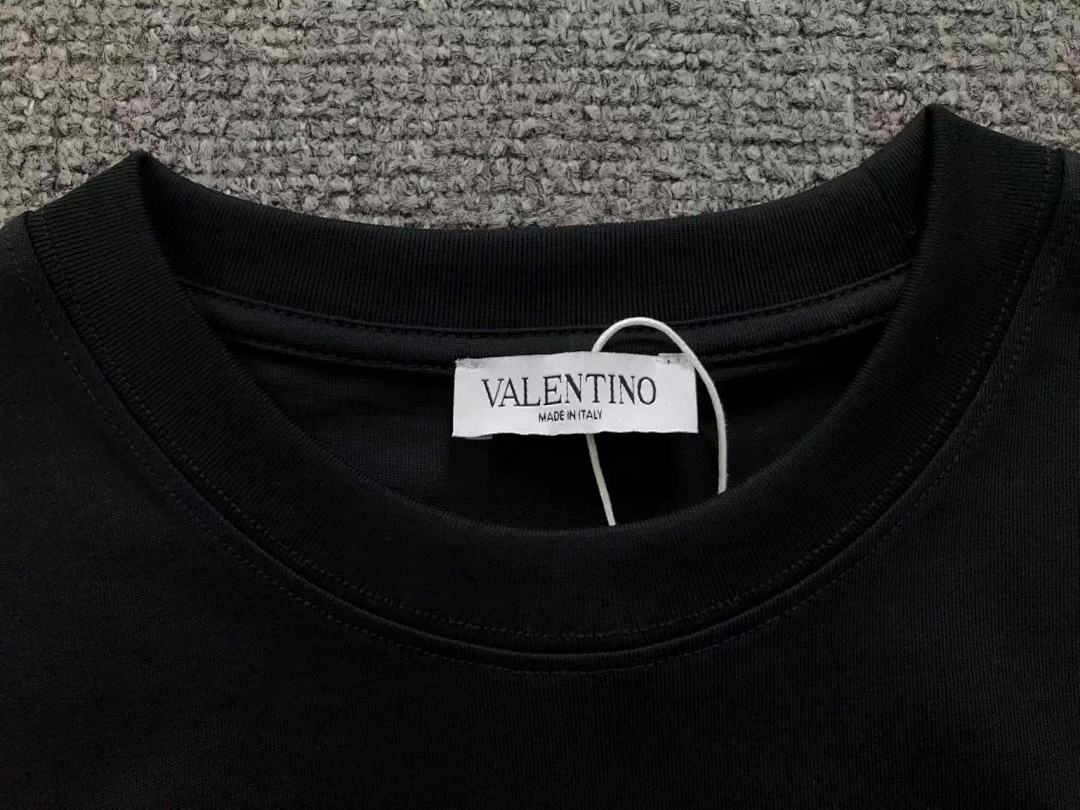 Valentino 118 VALENTINO T-SHIRT 412287352 (Im 170Cm 55Kg I Wear Size XS In The Phot) - Image 17