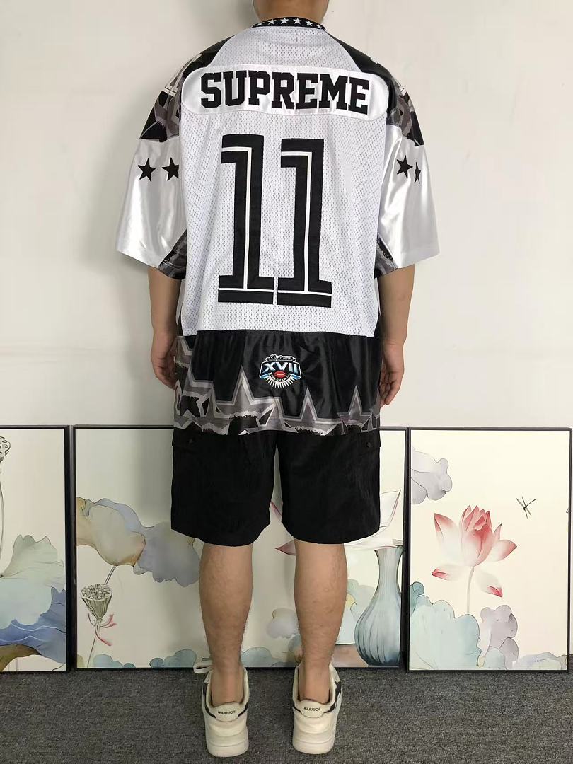 Supreme 298 S⭐⭐R⭐⭐E T-SHIRT 22060932001 (Im 170Cm 60Kg I Wear Size M In The Phot) - Image 4