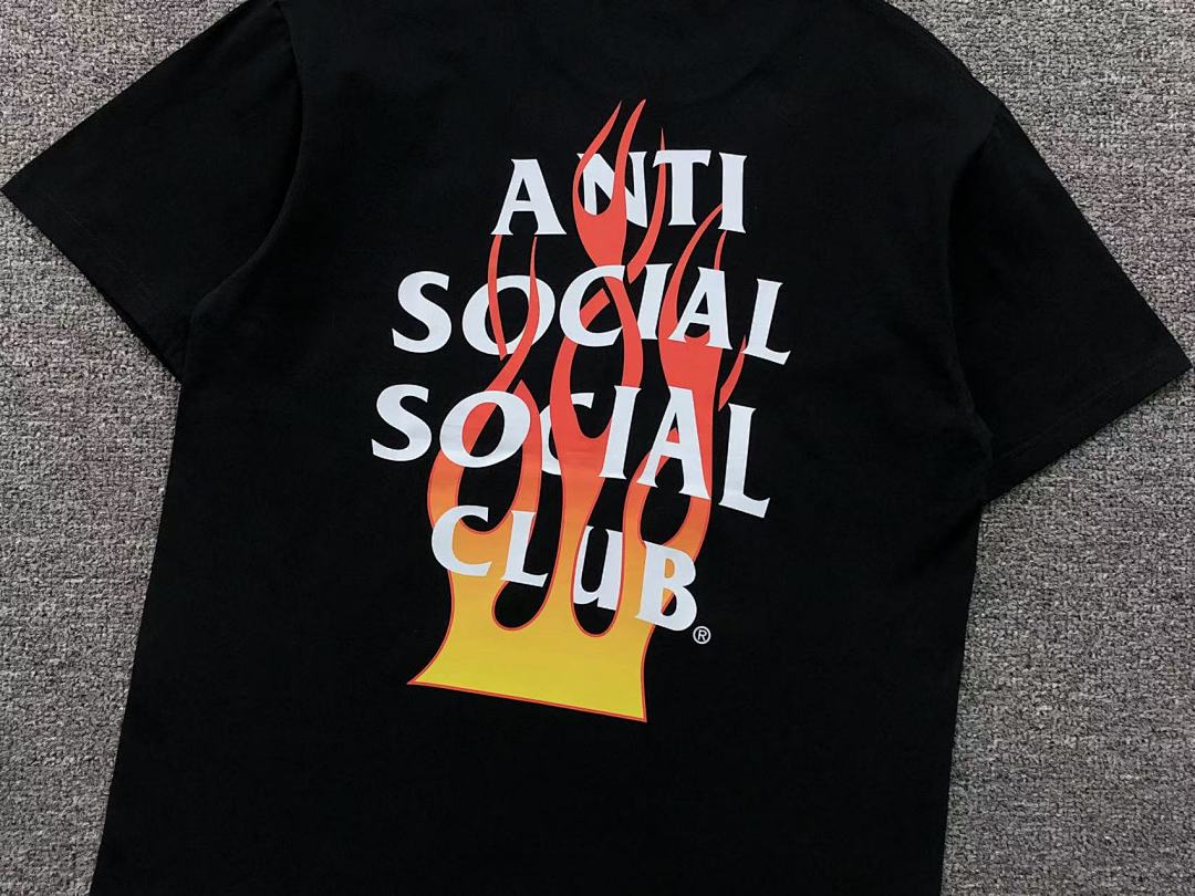 Christian Louboutin 85 ANTI SOCIAL CLUB T-SHIRT 111043502 (Im 170Cm 57Kg I Wear Size M In The Phot) - Image 9